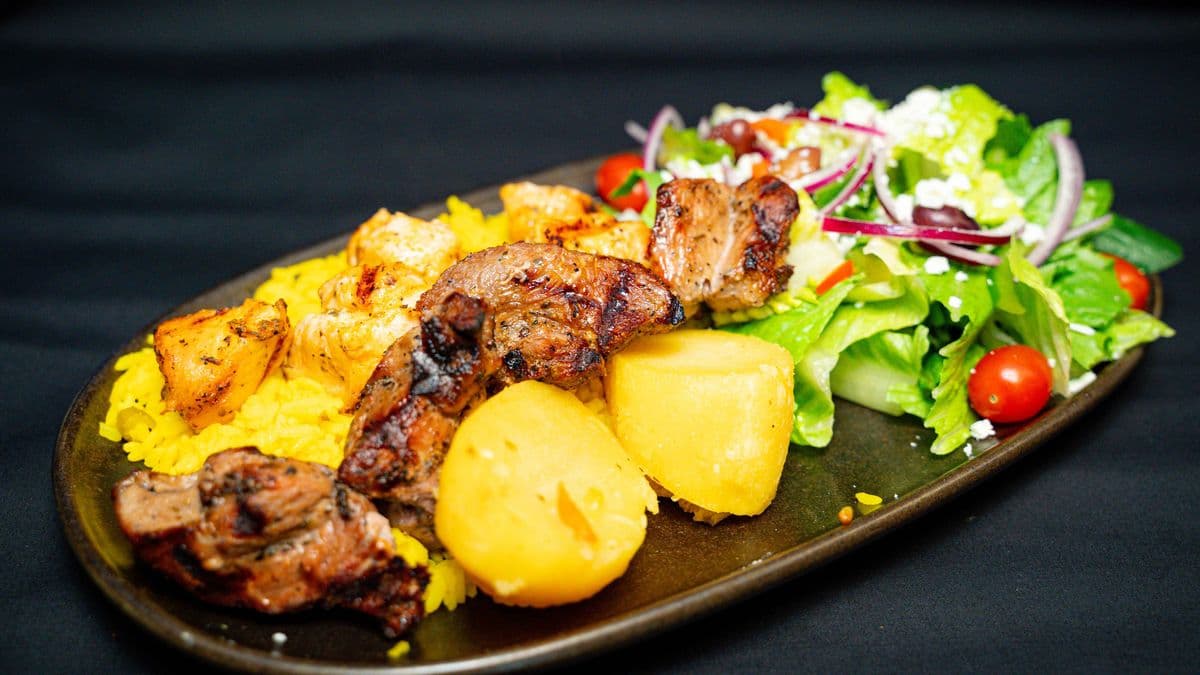 CHICKEN & LAMB SOUVLAKI