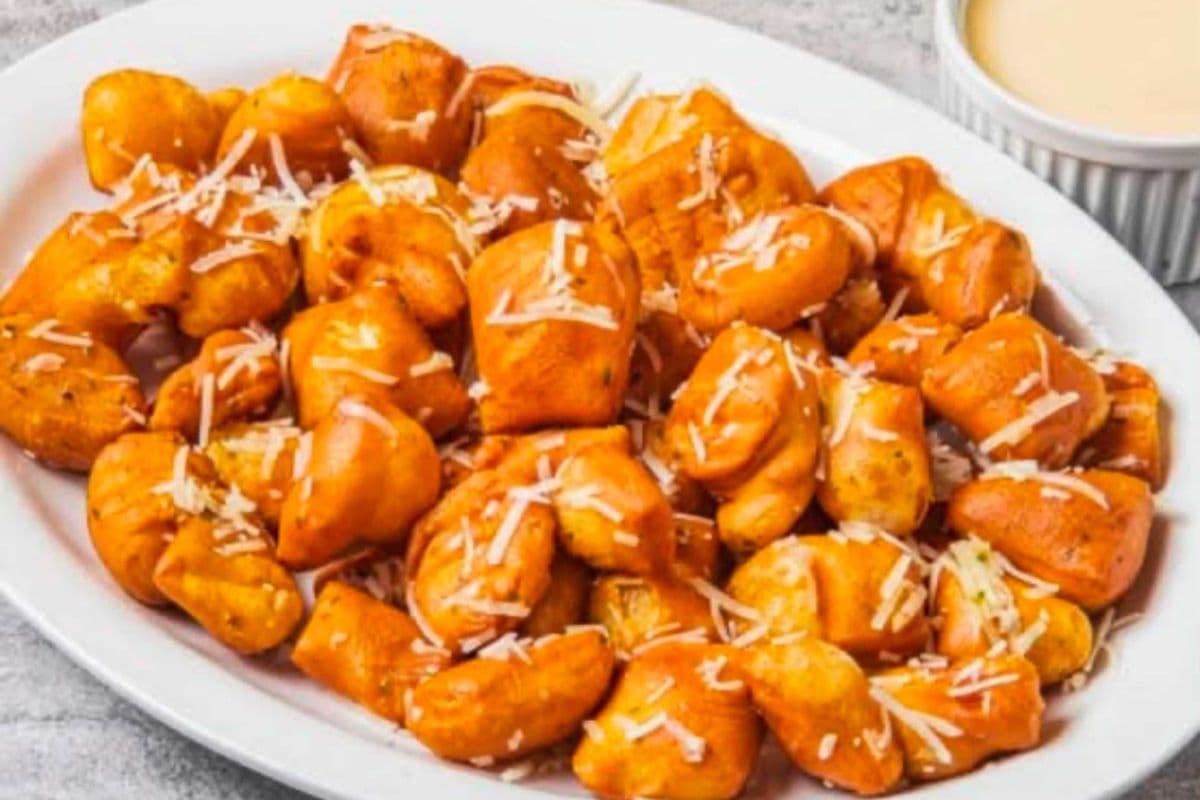 Garlic Knots