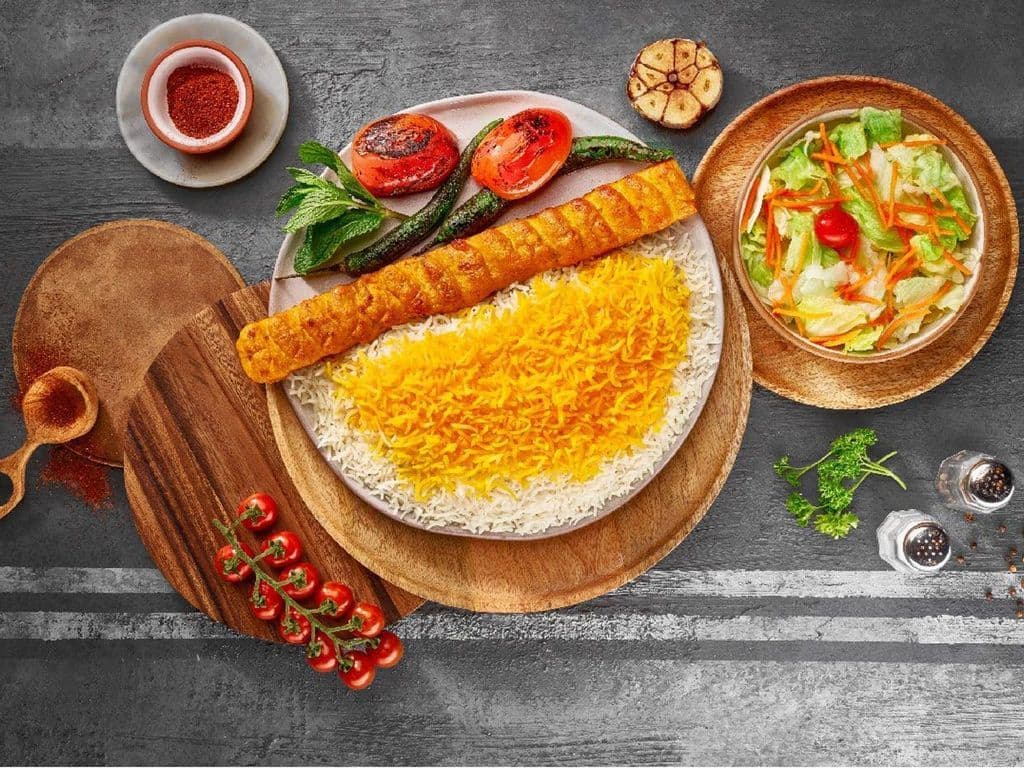 One Skewer Chicken Koobideh + Rice تک سیخ کباب کوبیده مرغ + برنج