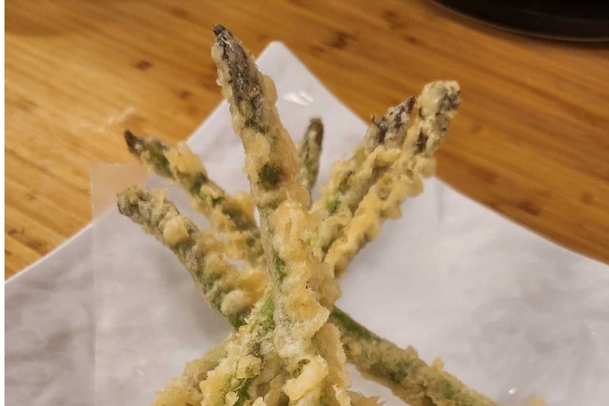 Asparagus Tempura (6 pcs)