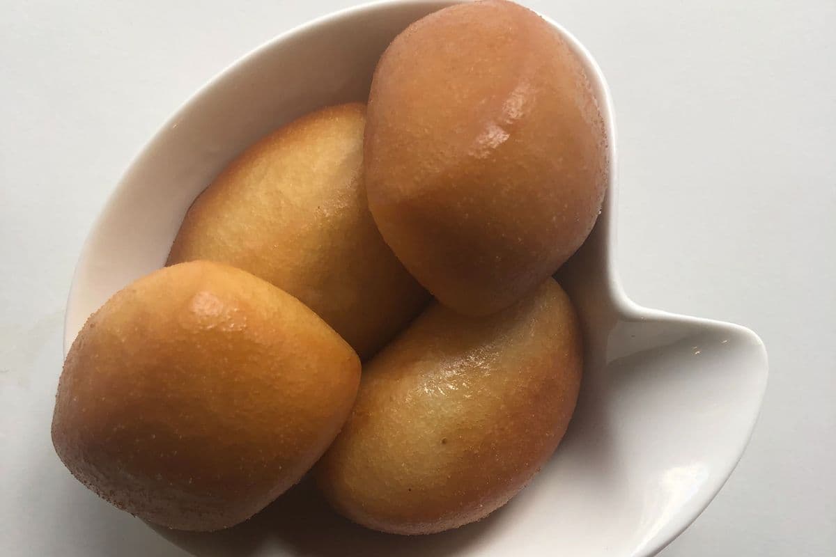 62.Petits pains frits(4mcx)/Deep fried steam bun(4pcs)