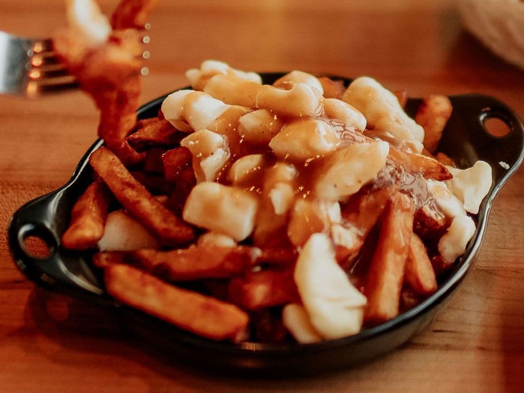 Poutine régulière / Regular Poutine