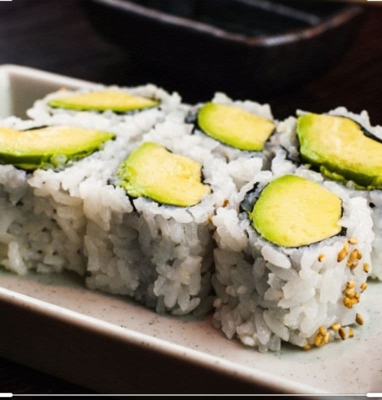 47.Avocado Roll (6 pcs)