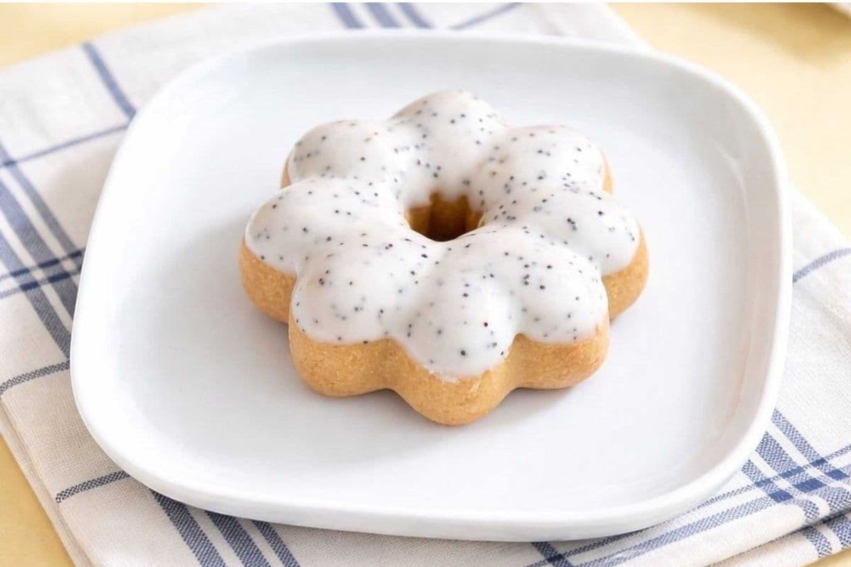 Lemon Poppyseed Mochi