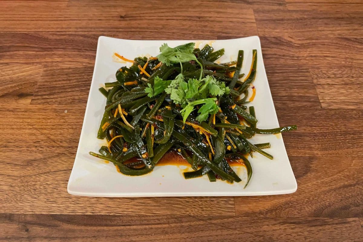 Sliced Kelp Salad (凉拌海带丝)