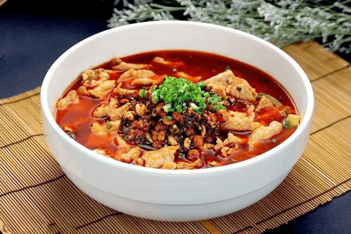 3. Sliced Pork in Hot Chili Oil (水煮肉片)