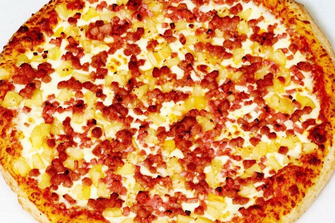 Party Hawaiian Pizza