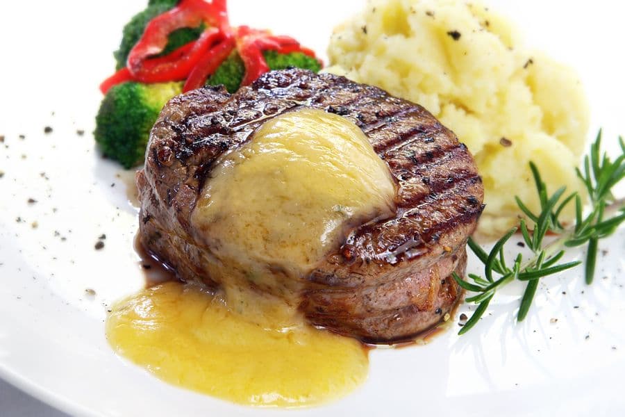 Filet Mignon Au Poivre
