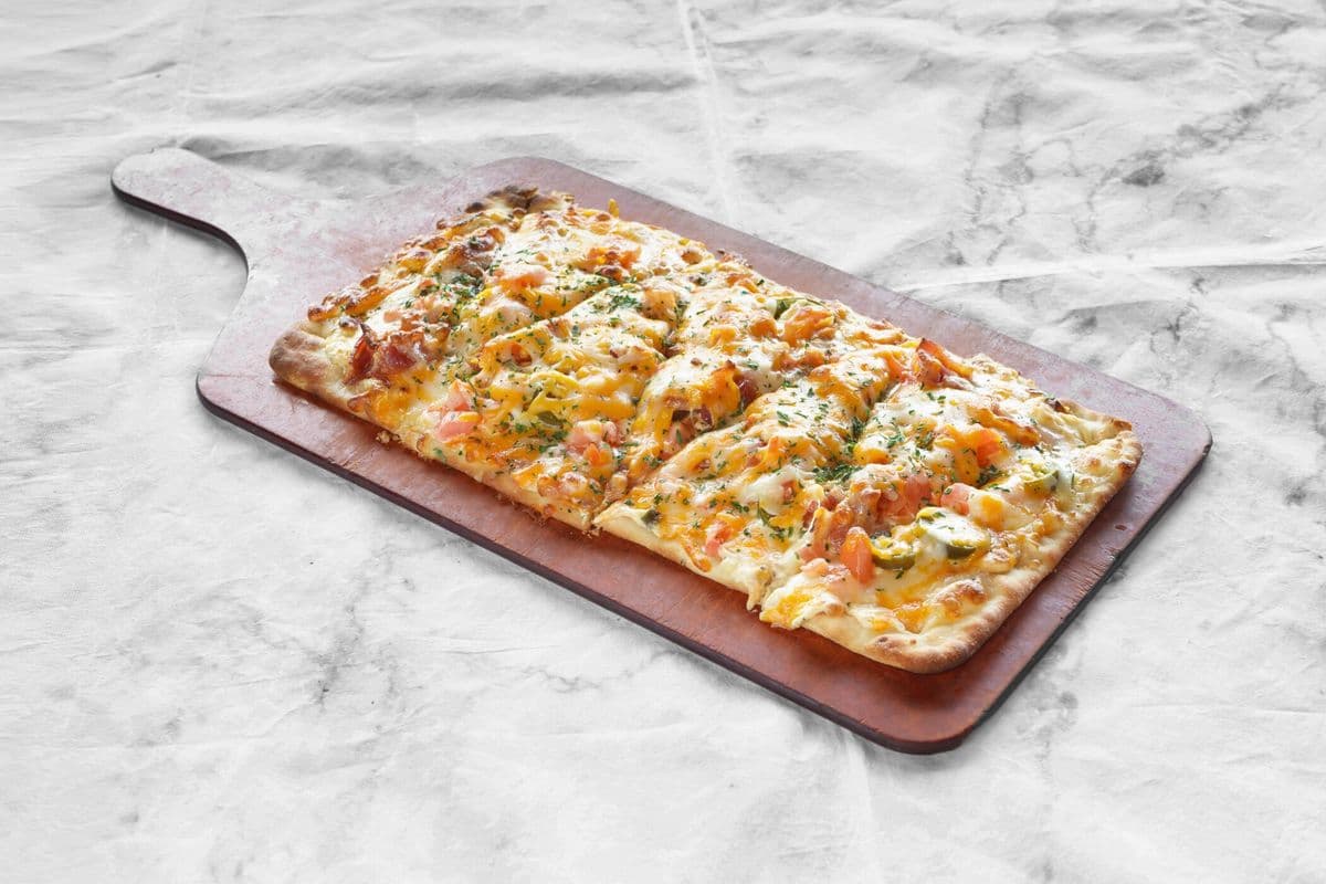 Jalapeno Poppers Flatbread