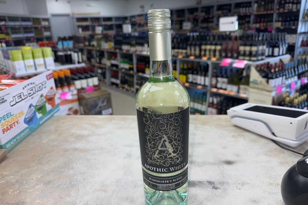 APOTHIC WHITE 750 ML (1 x 750ML)