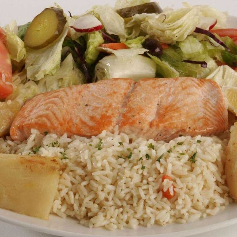 Filet de saumon de l'Atlantique grillé / Grilled Atlantic Salmon Fillet