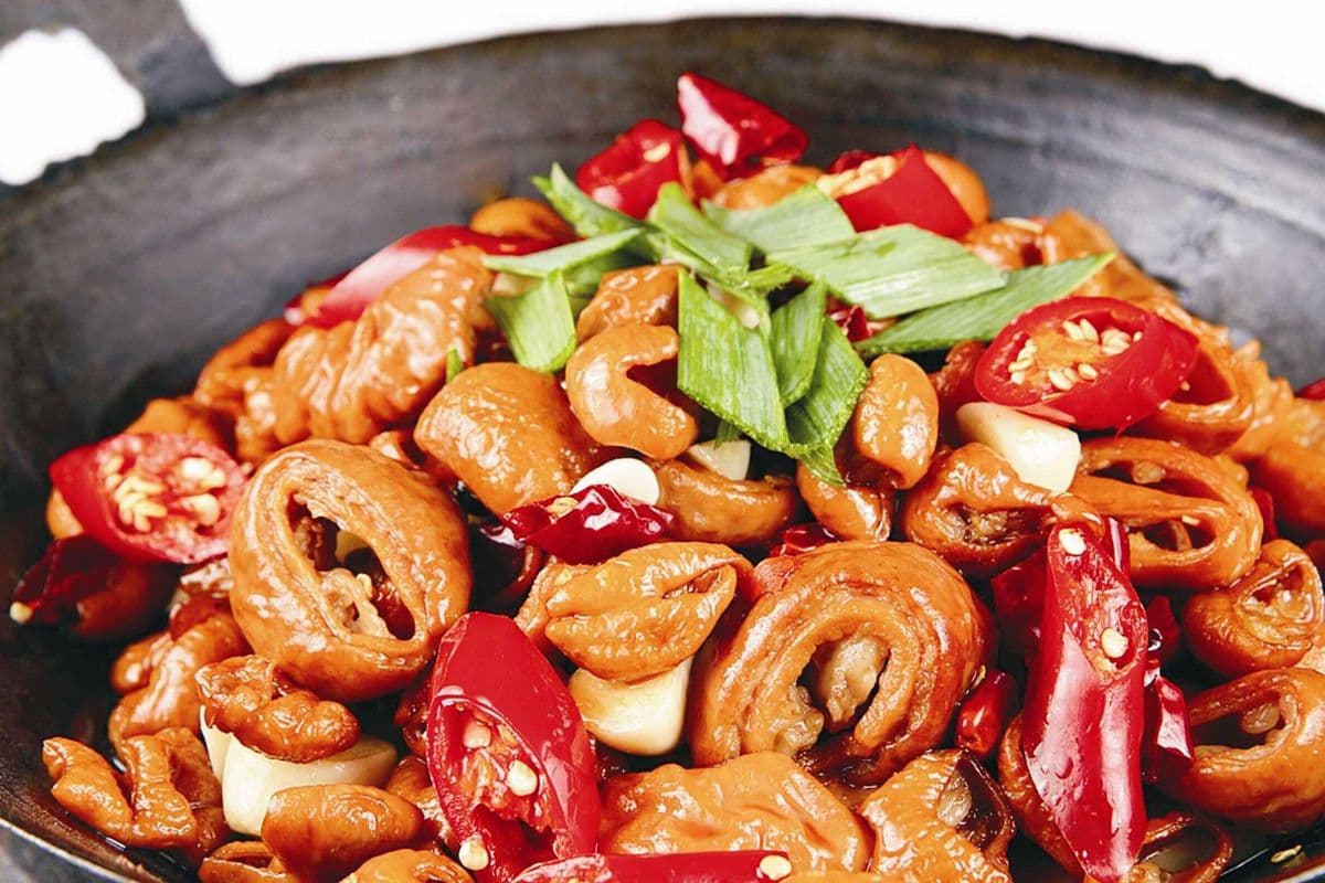 9. Spicy Griddle Pork Intestines (干锅肥肠)