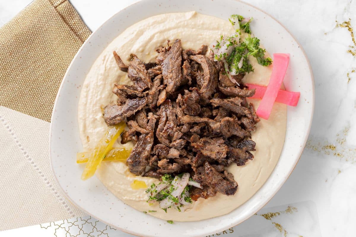 Hummus with Beef