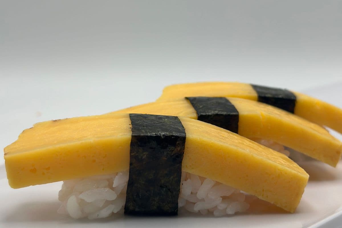 Tamago Sushi (3pc)