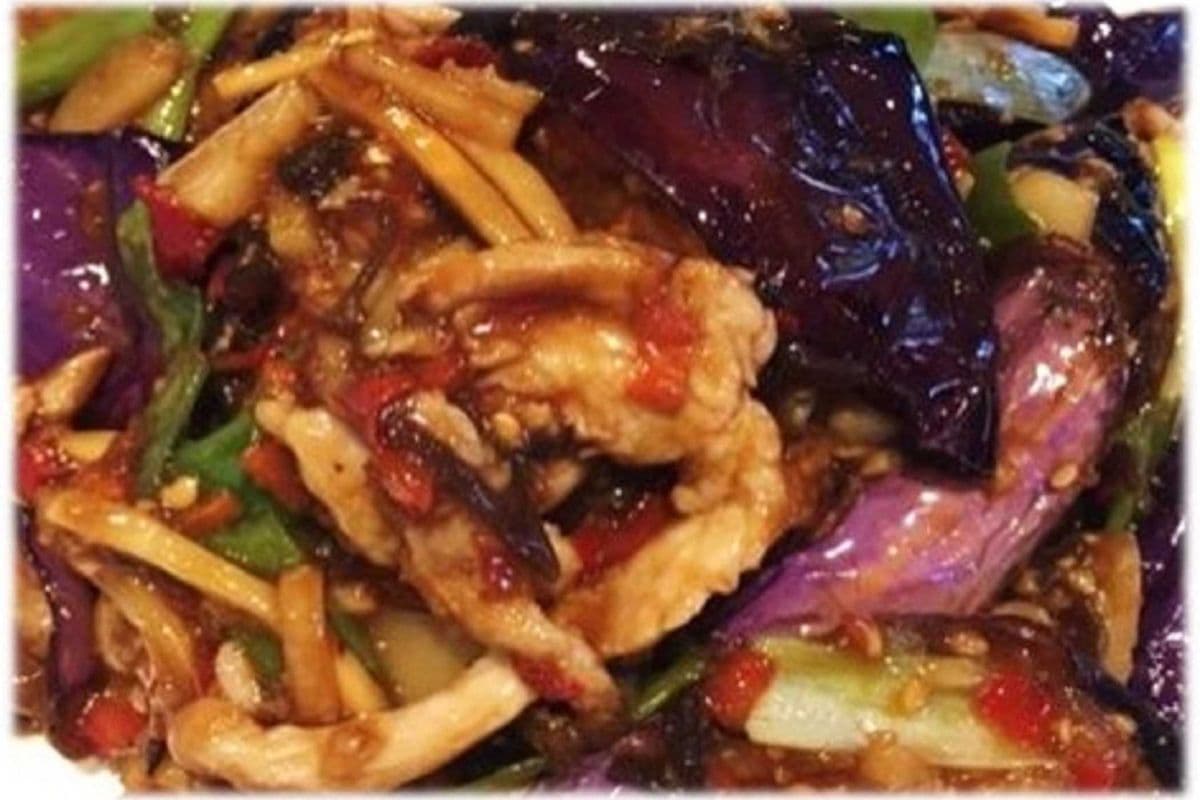 V7. Chilli-Garlic Eggplant