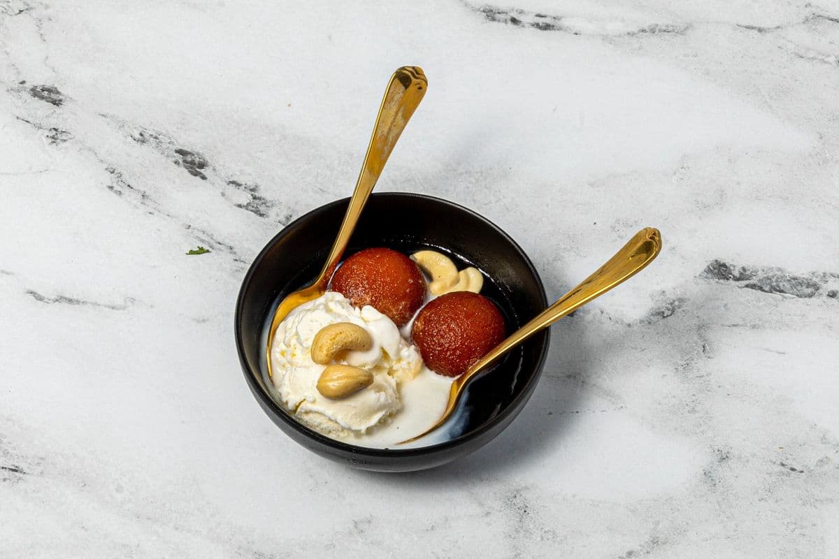 Gulab Jamun with Ice Cream