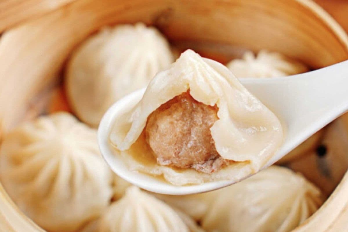 Soup Dumplings 灌汤小笼包