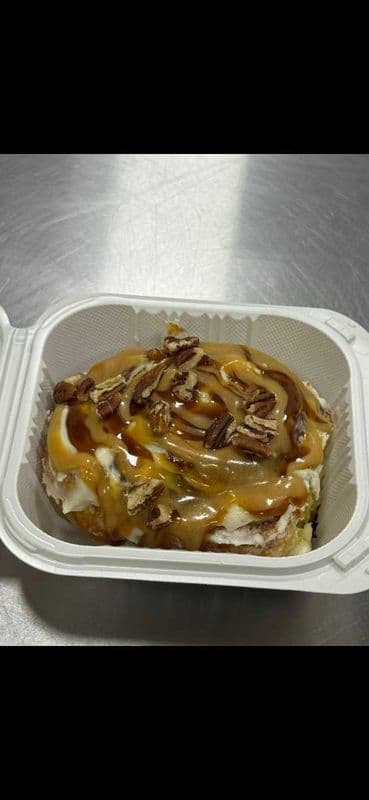 Caramel Pecan Cinnamon Bun