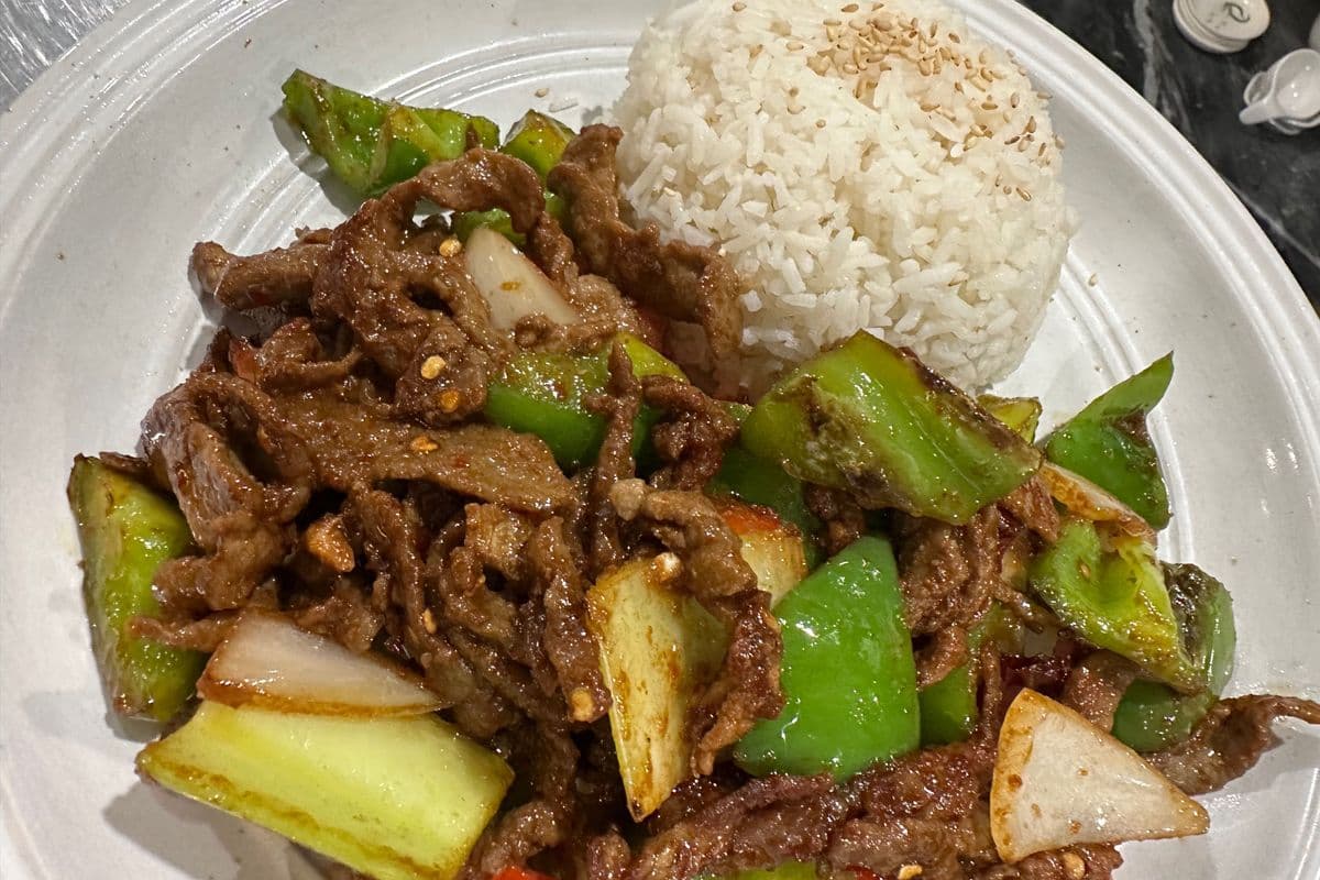 27. Szechuan Beef (Spicy)