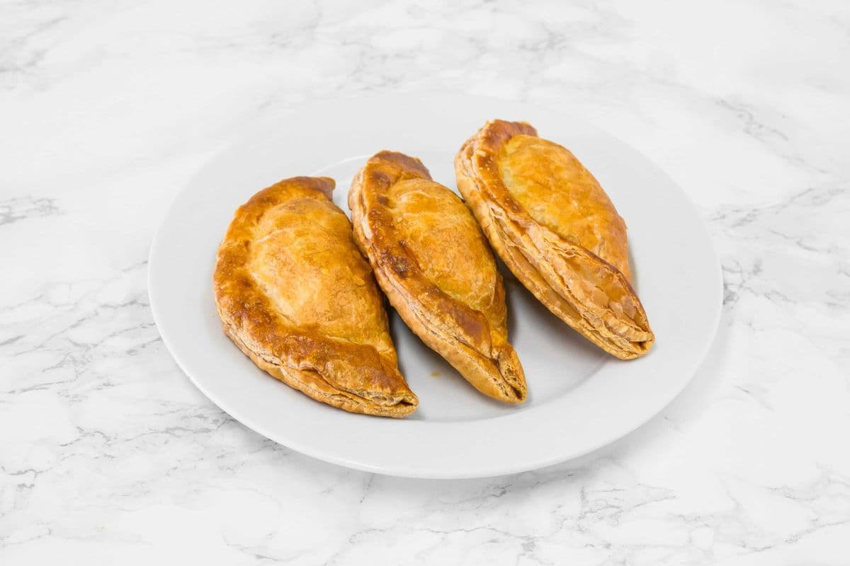 Cornish Pasties ( pack of 4 )