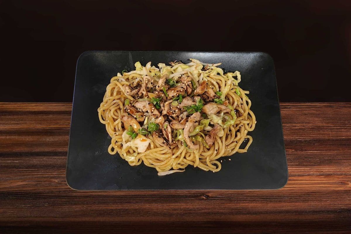 Chicken Teppan Yaki soba