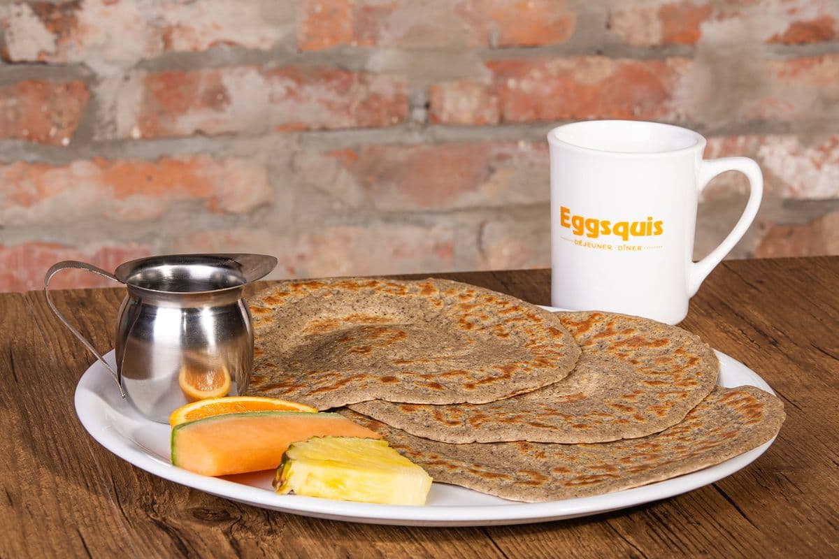 Galettes de sarrasin avec mélasse / Buckwheat Crepes with Molasses