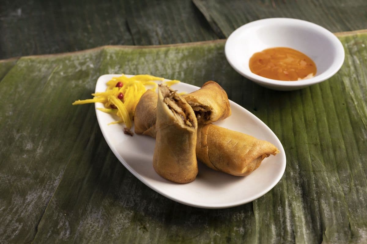 Mango Shrimp Spring Rolls (2 pcs)