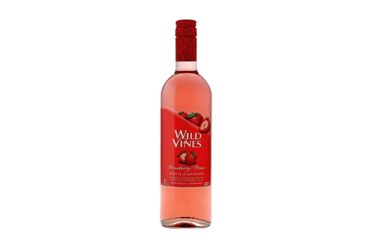 Wild Vines Strawberry (750 ml)