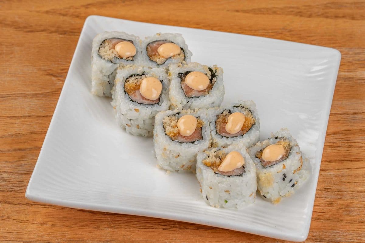 C8) Spicy Salmon Roll(12pcs) (12 Pcs)