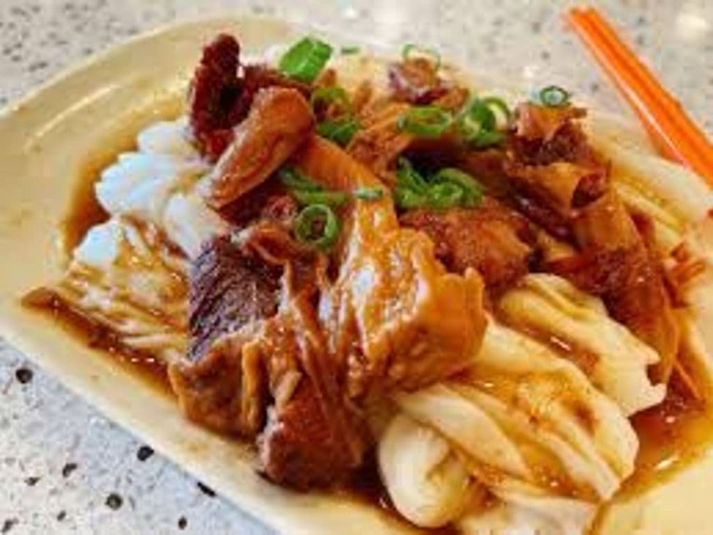 RN12 Rice Noodle Beef Brisket