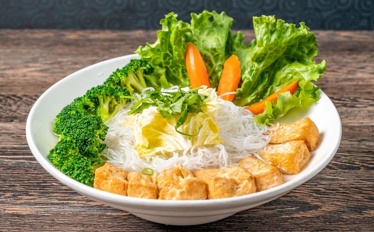 VEG5. Veggie Vermicelli Noodle Soup - OO