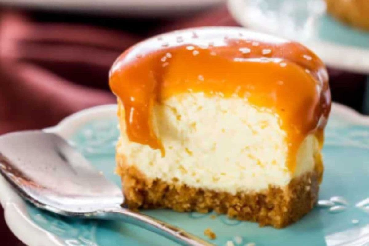 Salted Caramel Mini Cheesecake (1 pc)