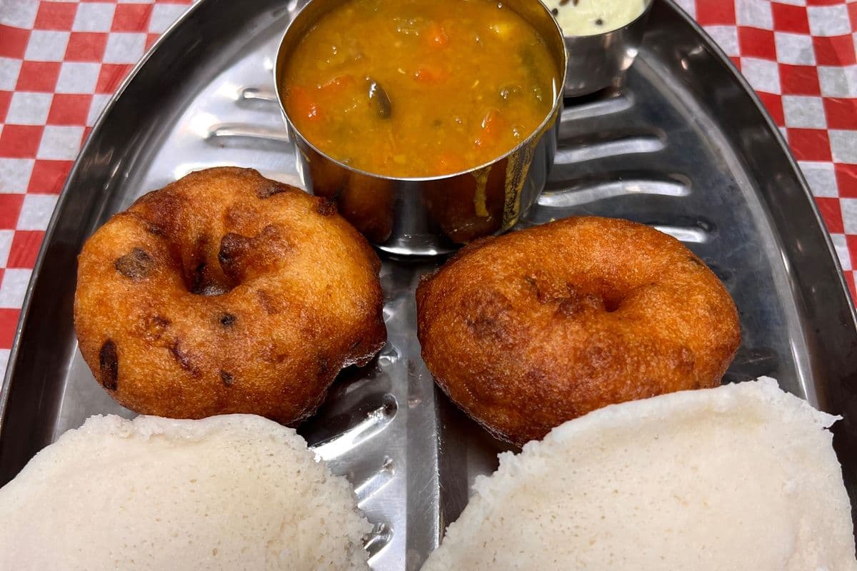 Idly - Vada Combo