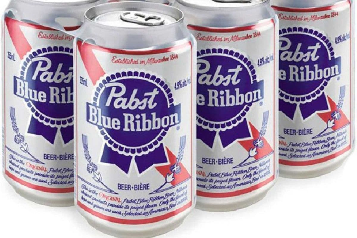 Pabst Blue Ribbon (8 x 355 ml Cans)