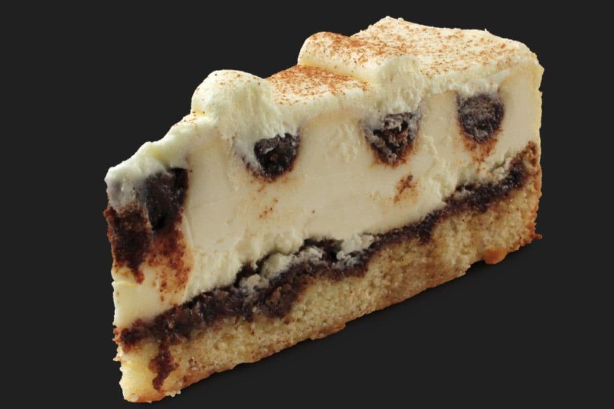 Cinnamon Bun Cheesecake