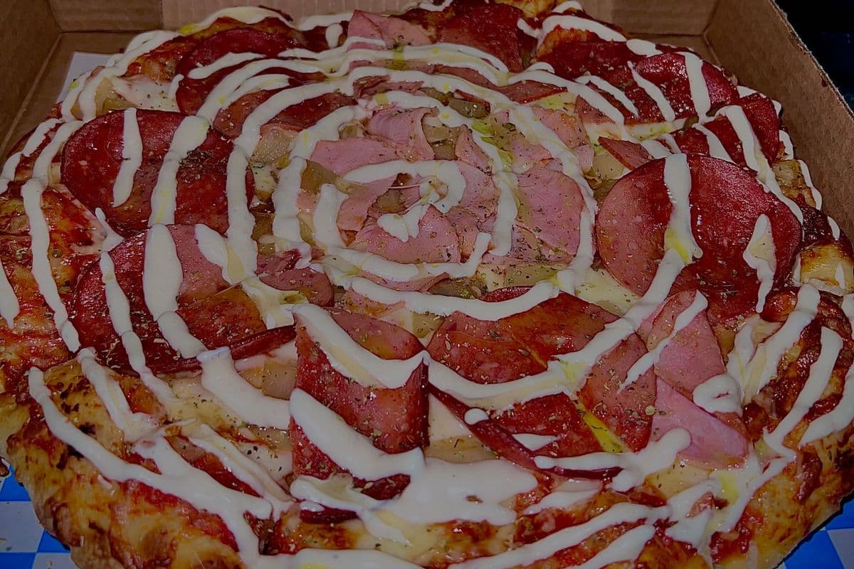 Honey Hawaiian Pizza