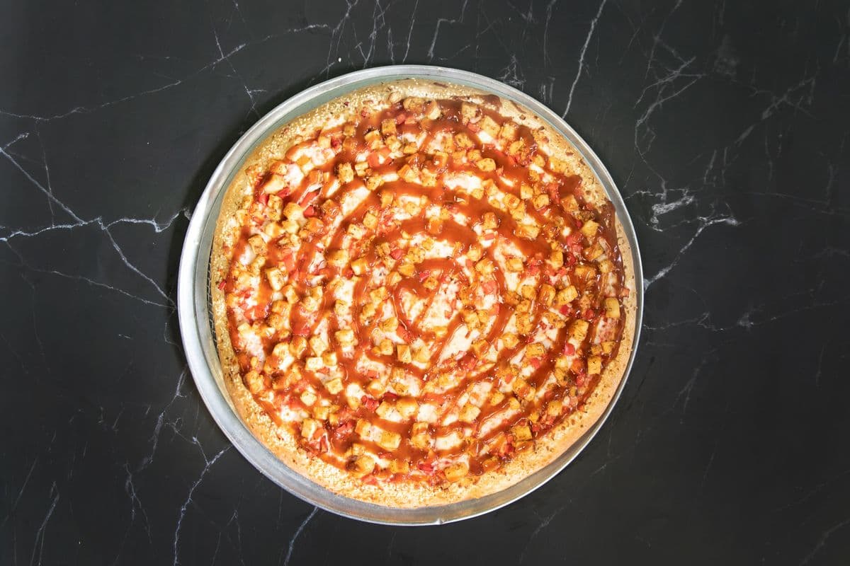 Large BBQ Chicken Pizza
