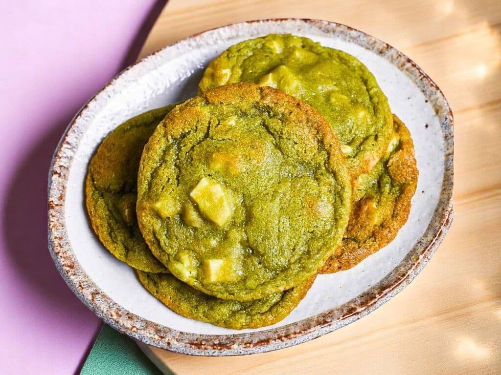 COOKIES - MATCHA WHITE CHOCO (2 pieces )