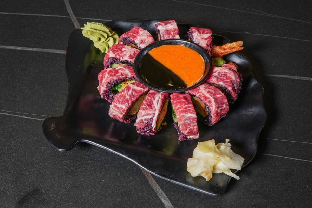 Blk Special Roll
