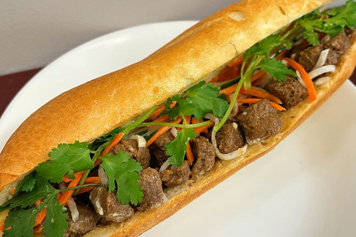 Sandwich Végé à la sauce soya / Veggie and Soy Sauce Sandwich
