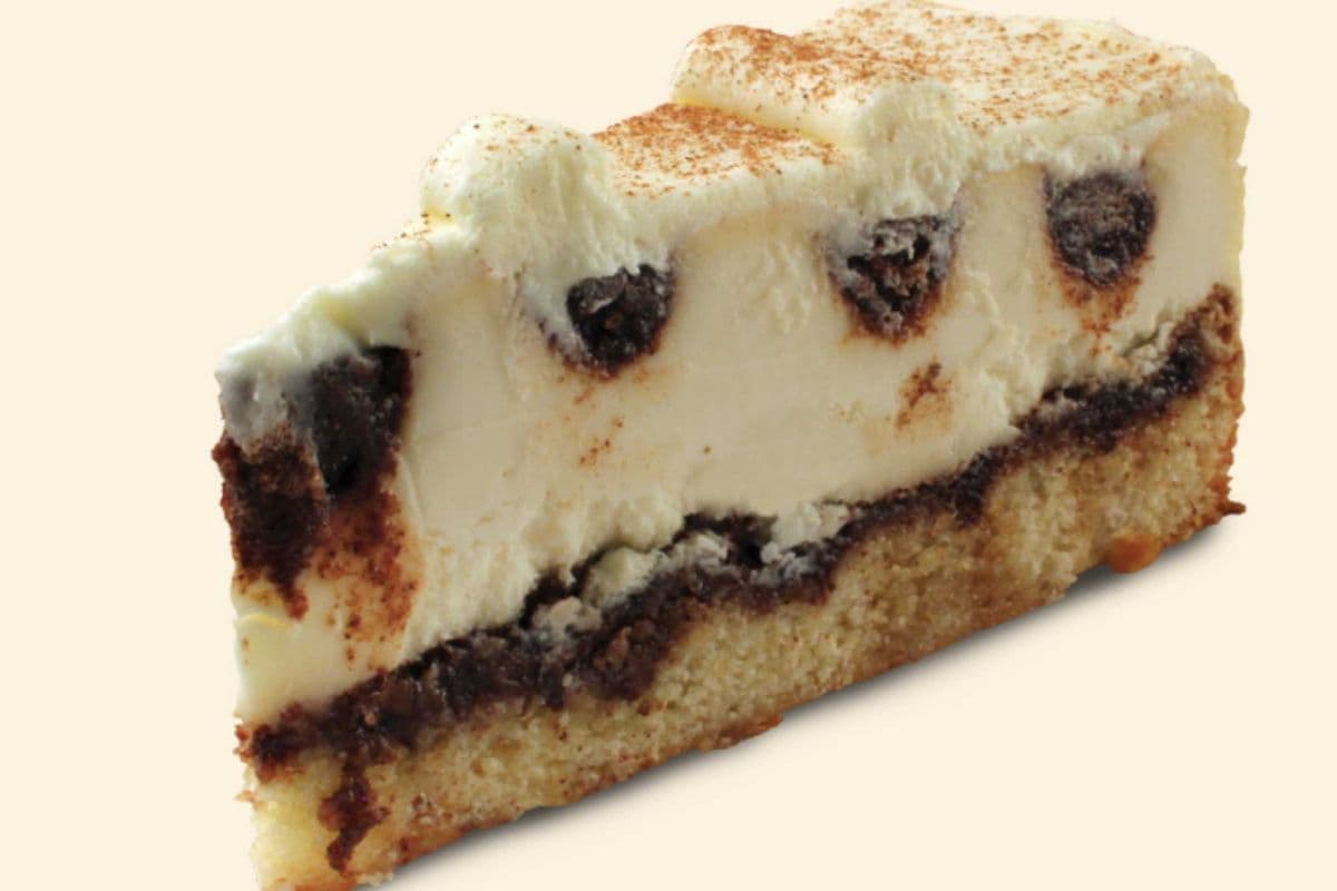 Cinnamon Bun Cheesecake