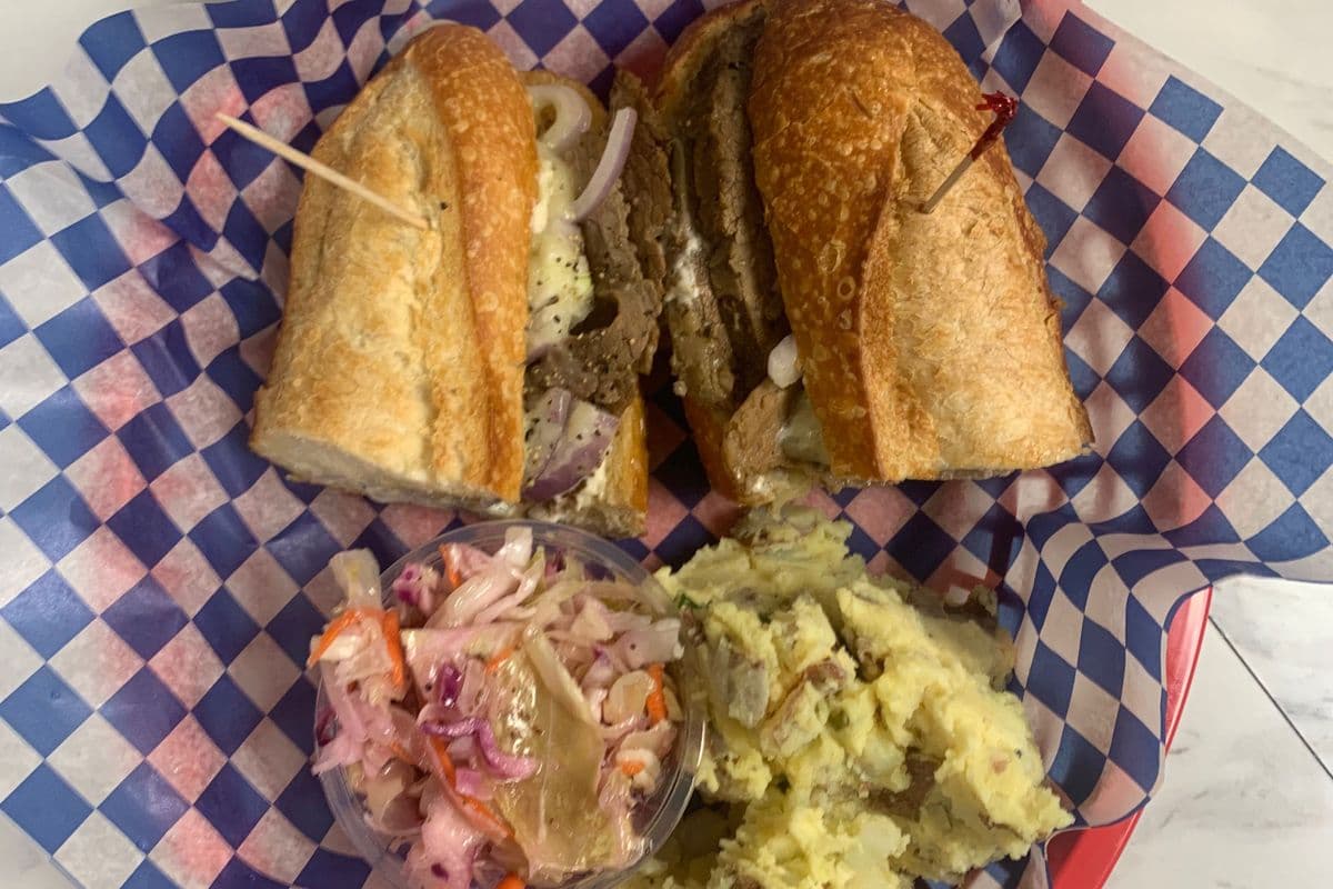 Roast beef cheddar melt