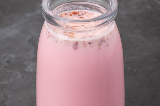 Pink Tea (kashmiri Chai)