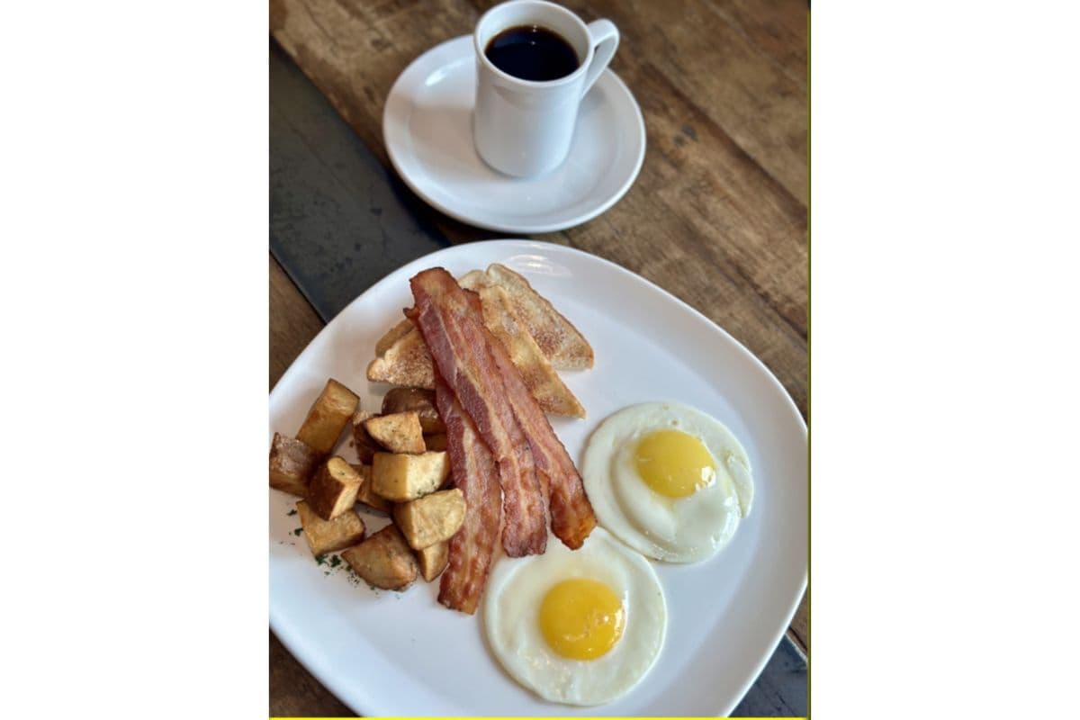 Two Can Dine for Classic Breakfast