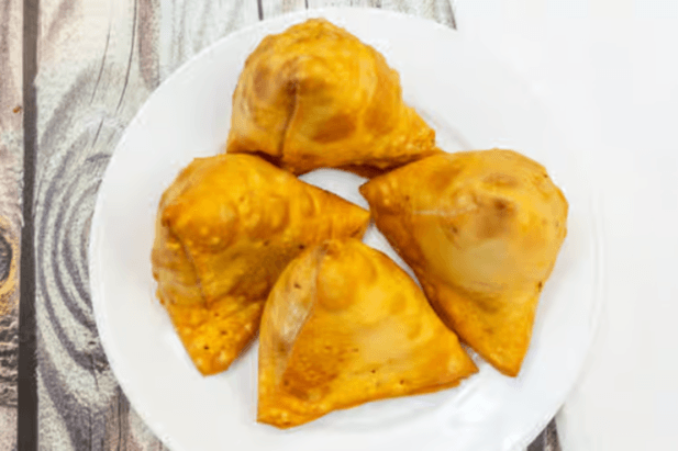 Vegetable Samosa (1 pc)