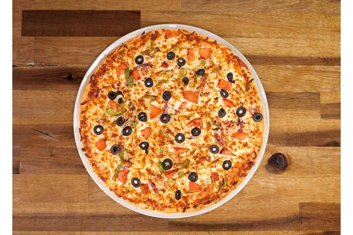 18" Double XL Mediterranean Pizza