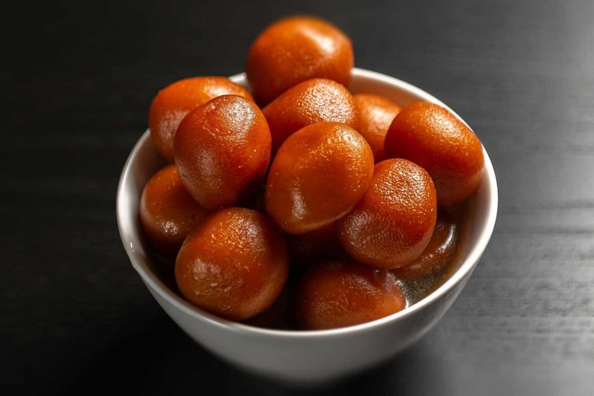 Gulab Jamun (2 Pcs)