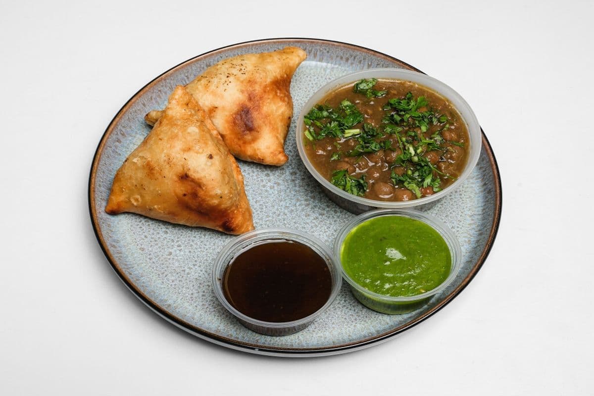 Samosa Channa Chaat