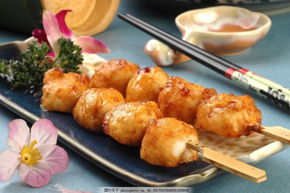 Fish Ball Skewers 炸墨鱼丸 (2 pcs)