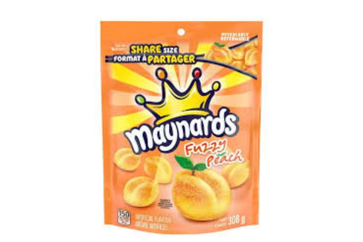 Maynards Fuzzy Peach Gummy Candy Sharing Size (308 g)